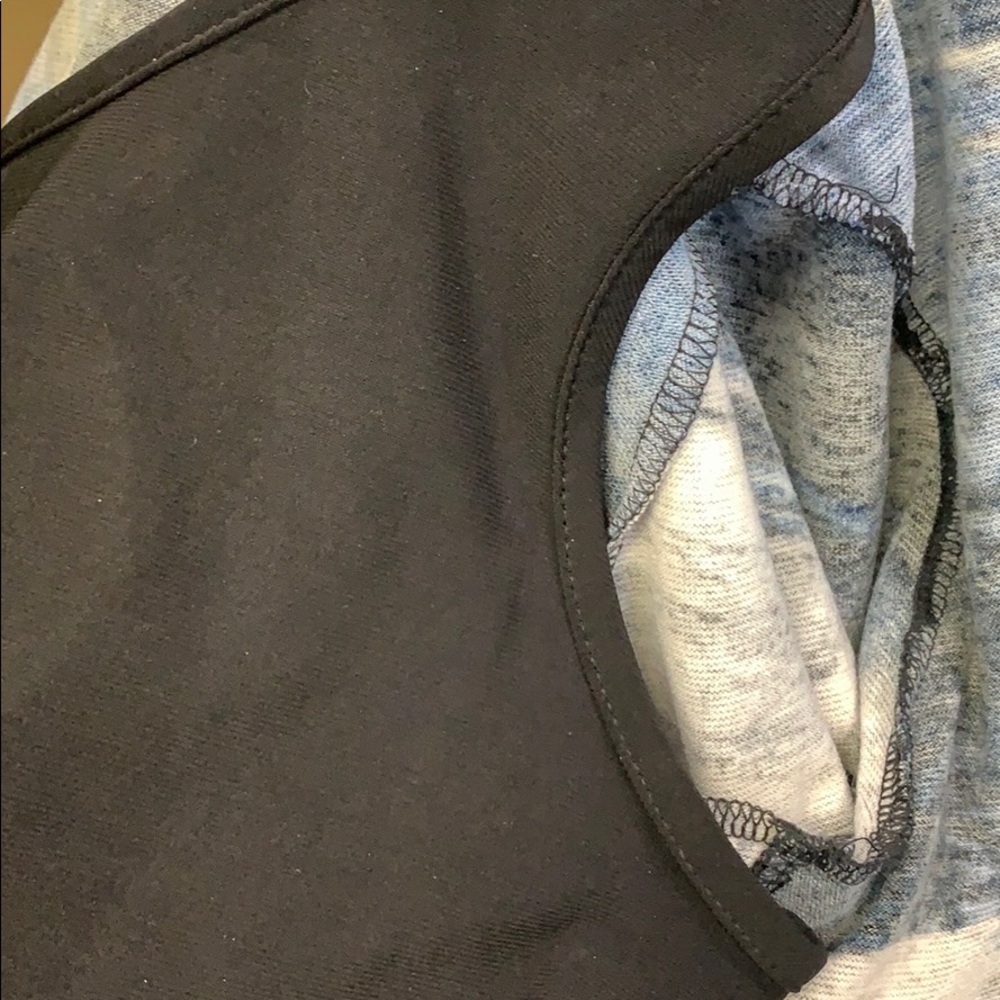 Sweater - Picture 5 of 5
